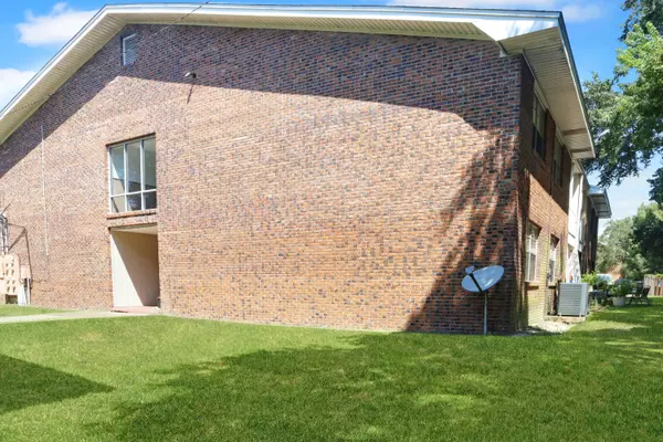 Fort Walton Beach, FL 32547,611 Colonial Drive  #APT 6