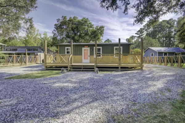 Vernon, FL 32462,85 Our Street