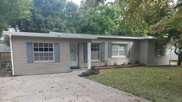 Fort Walton Beach, FL 32548,13 SE Pryor Road