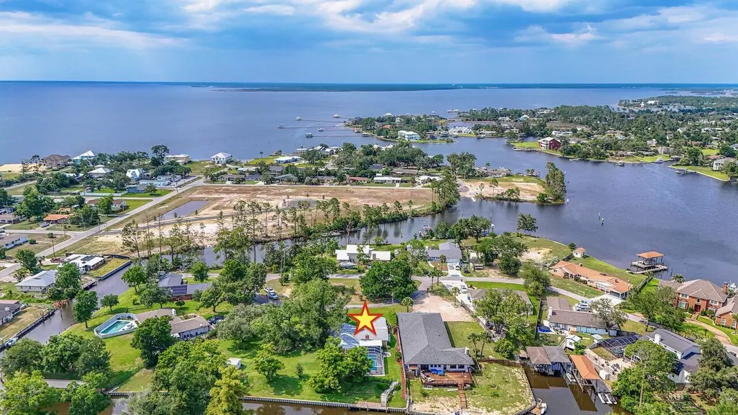 2457 Pretty Bayou Drive, Panama City, FL 32405