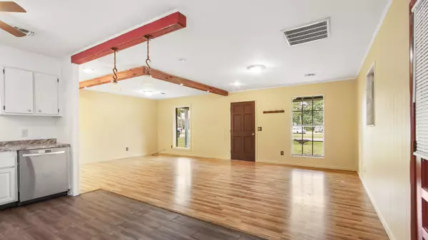 Florala, AL 36442,24947 LAKEWOOD DRIVE Drive