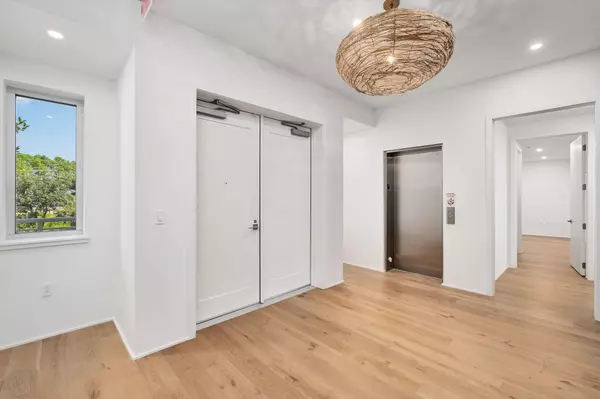 Santa Rosa Beach, FL 32459,3820 E County Hwy 30A  #103