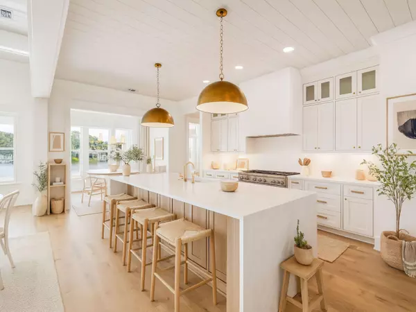 Destin, FL 32541,82 Indian Bayou Drive