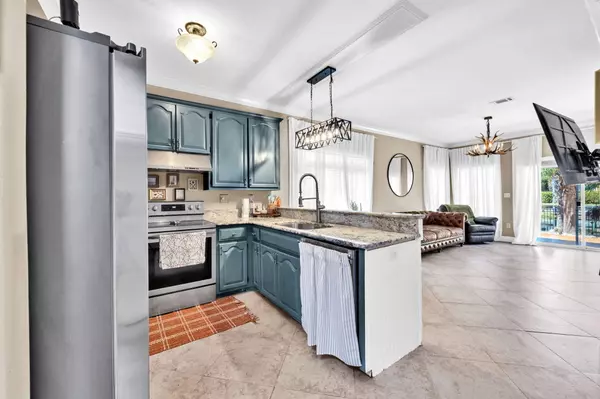 Destin, FL 32541,272 Calusa Boulevard