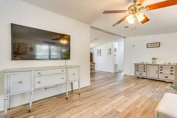 Gulf Breeze, FL 32563,5658 Charter Circle