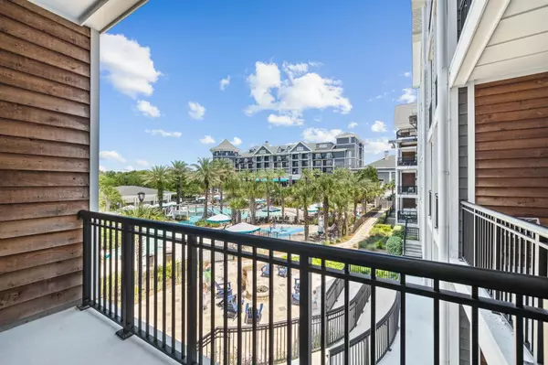 Destin, FL 32541,100 Matthew Boulevard #213