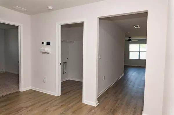 Crestview, FL 32539,216 Laurel Hl Street