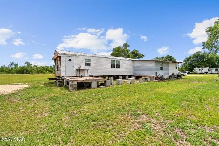 261 Hero Road, Chipley, FL 32428