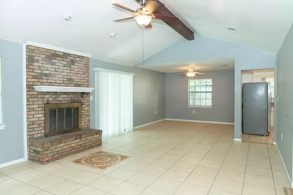 Fort Walton Beach, FL 32548,244 NW Live Oak Lane