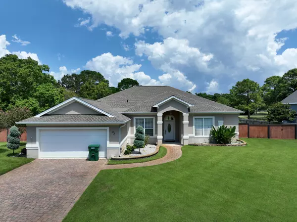 Destin, FL 32541,33 E Country Club Drive
