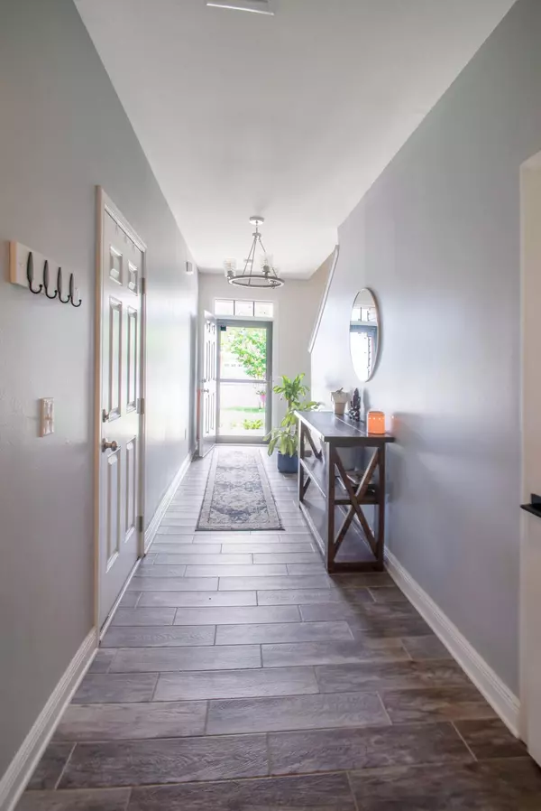 Crestview, FL 32539,141 E Iron Horse Drive