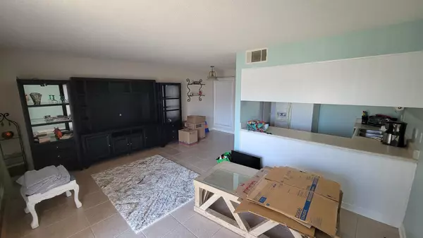 Shalimar, FL 32579,101 Old Ferry Road  #4b