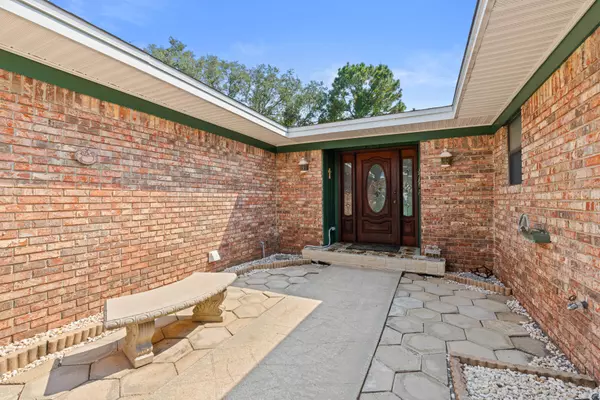 Shalimar, FL 32579,32 Walnut Avenue