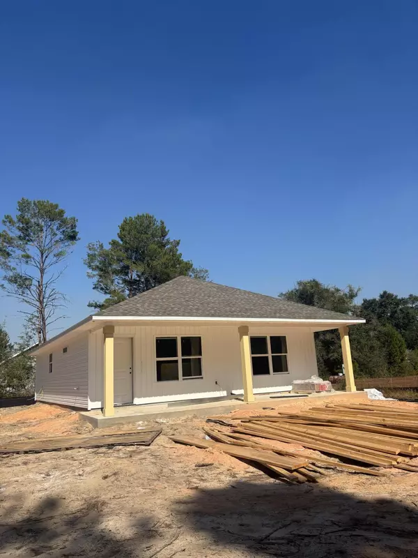 Defuniak Springs, FL 32433,158 W Honeysuckle St