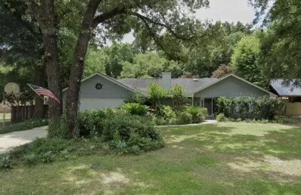 5737 Ridgefield Court, Milton, FL 32583