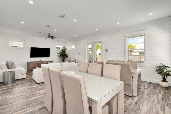 Miramar Beach, FL 32550,36 W Palm Beach Street