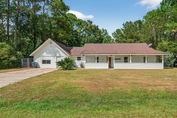 178 Mallet Bayou Road, Freeport, FL 32439