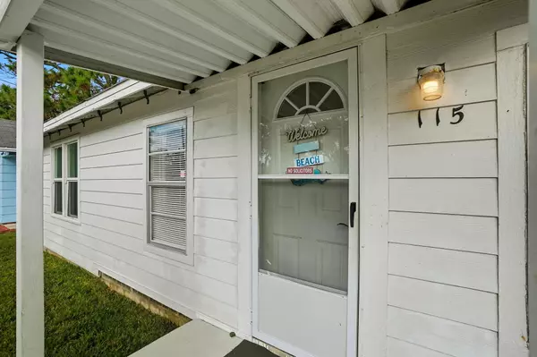 Fort Walton Beach, FL 32548,115 SE Chicago Avenue