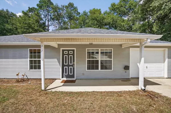 Crestview, FL 32536,317 Lakeview Drive