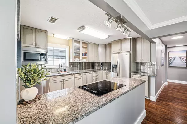 Destin, FL 32541,200 Wekiva Cove