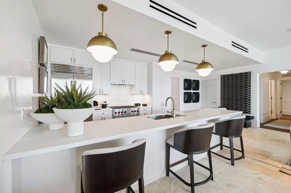 Alys Beach, FL 32461,27 Admiralty Row  #203