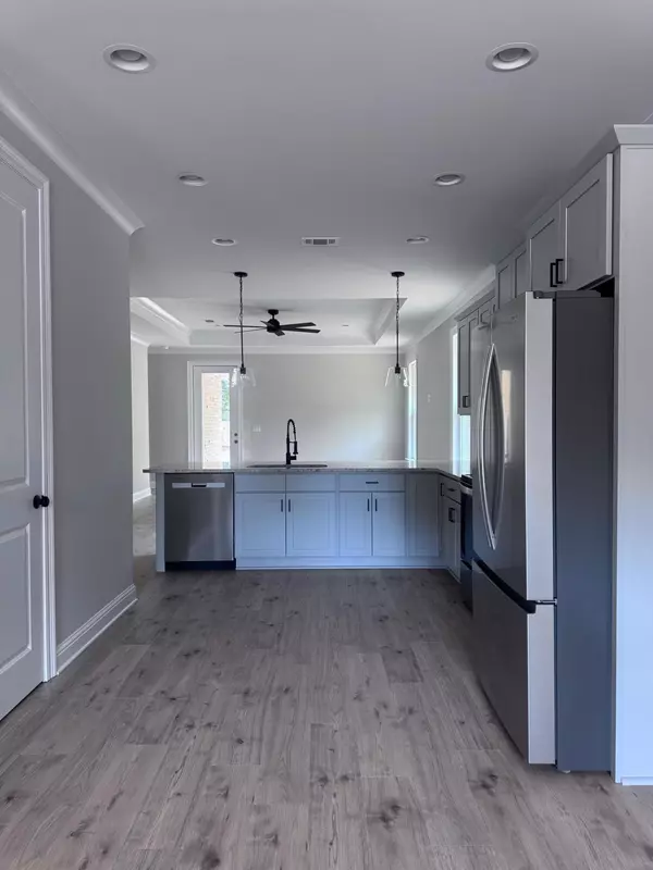 Niceville, FL 32578,1460 Pine Street