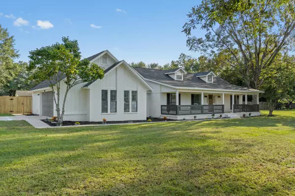 Crestview, FL 32539,1415 Red Oak Drive