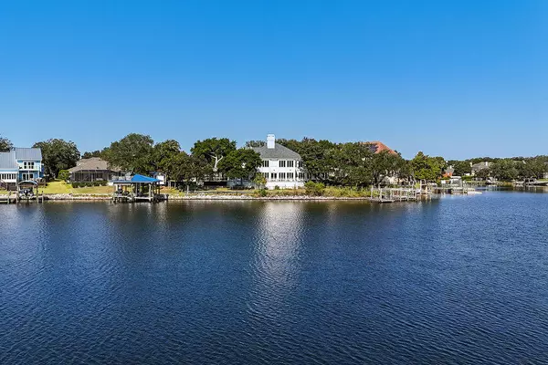 Shalimar, FL 32579,777 Boulevard Of The Champions