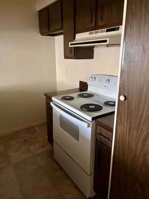 Fort Walton Beach, FL 32547,605 Colonial Drive  #2