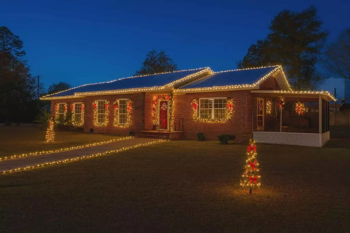 Florala, AL 36442,767 4th Street