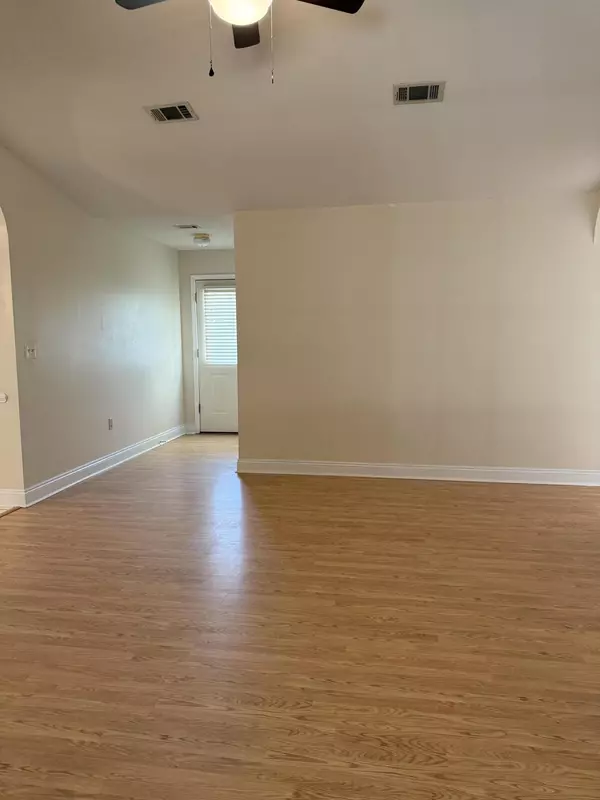 Crestview, FL 32536,132 Villacrest Drive