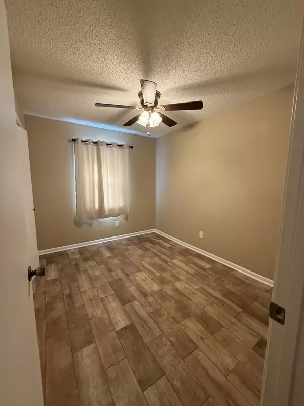 Shalimar, FL 32579,89 11th Avenue Avenue