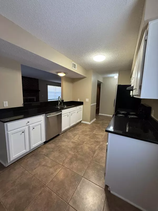 Shalimar, FL 32579,89 11th Avenue Avenue