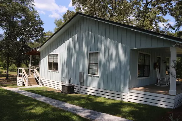 Defuniak Springs, FL 32433,261 Wilkerson Road