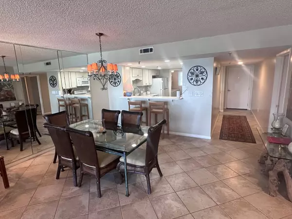 Fort Walton Beach, FL 32548,554 Coral Court  #504
