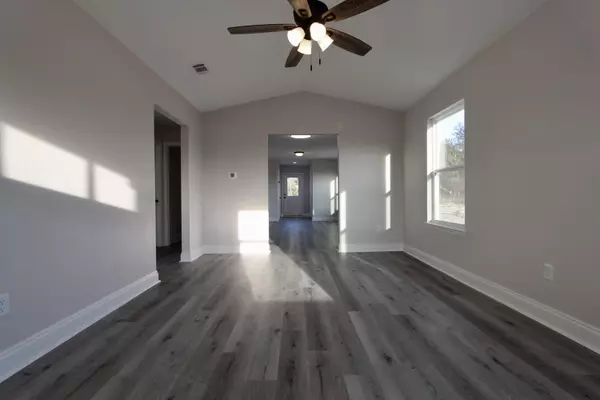 Crestview, FL 32539,5437 Bayleaf Drive