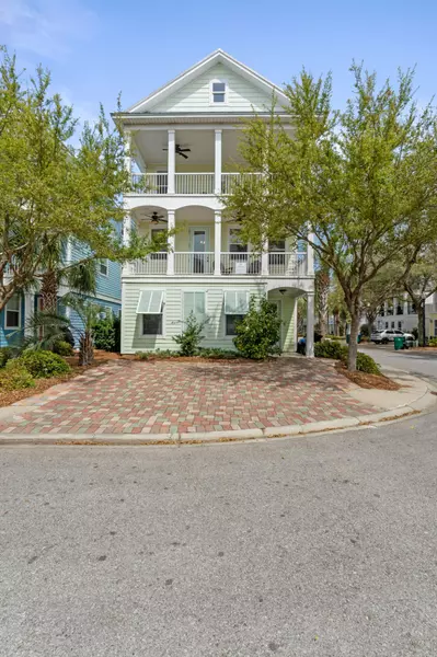 4555 Grand Key Loop, Destin, FL 32541