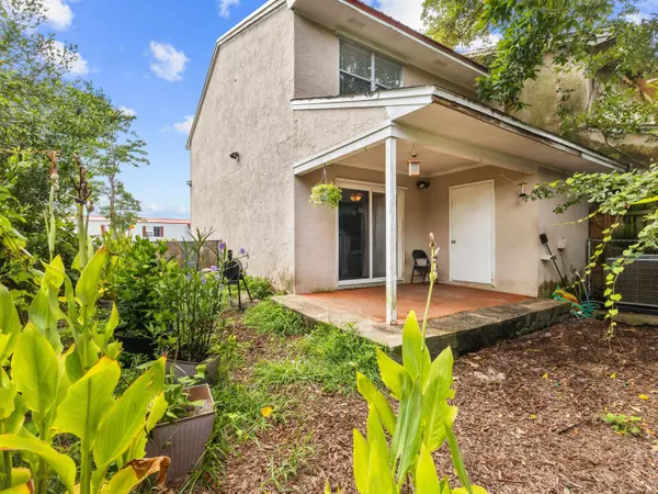 Panama City, FL 32404,209 N Kimbrel Avenue