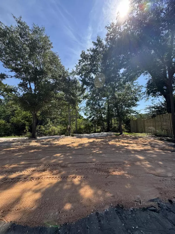 Freeport, FL 32439,2233 Bay Grove Road