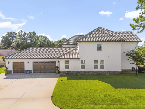 Destin, FL 32541,1007 Emerald Bay Drive