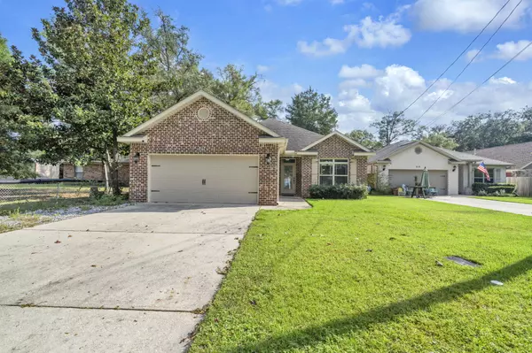 817 Spencer Place, Niceville, FL 32578