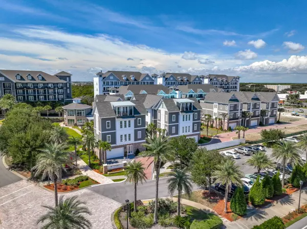 413 Henderson Cottage Way, Destin, FL 32541