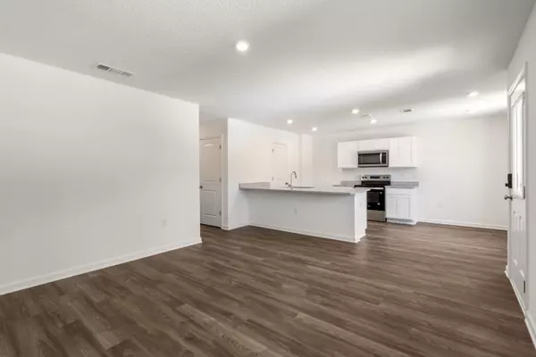 Defuniak Springs, FL 32433,562 Watson Road