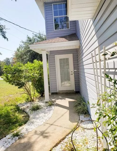Shalimar, FL 32579,17 6th Avenue