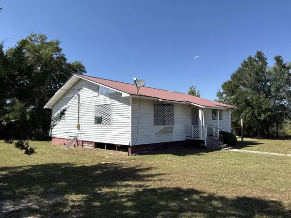 Alford, FL 32420,1025 Edison Avenue