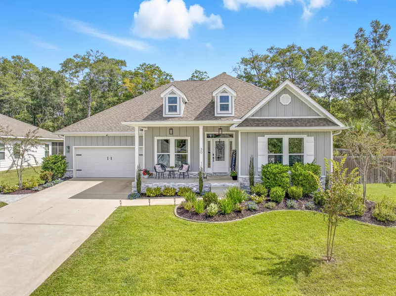 30 Hammock Oaks Boulevard, Freeport, FL 32439