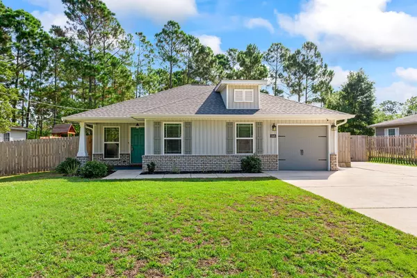 5585 Charter Circle, Gulf Breeze, FL 32563