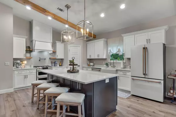 Cantonment, FL 32533,1999 N 95 A