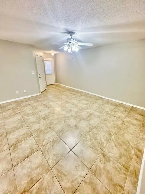Fort Walton Beach, FL 32547,967 Tray Drive