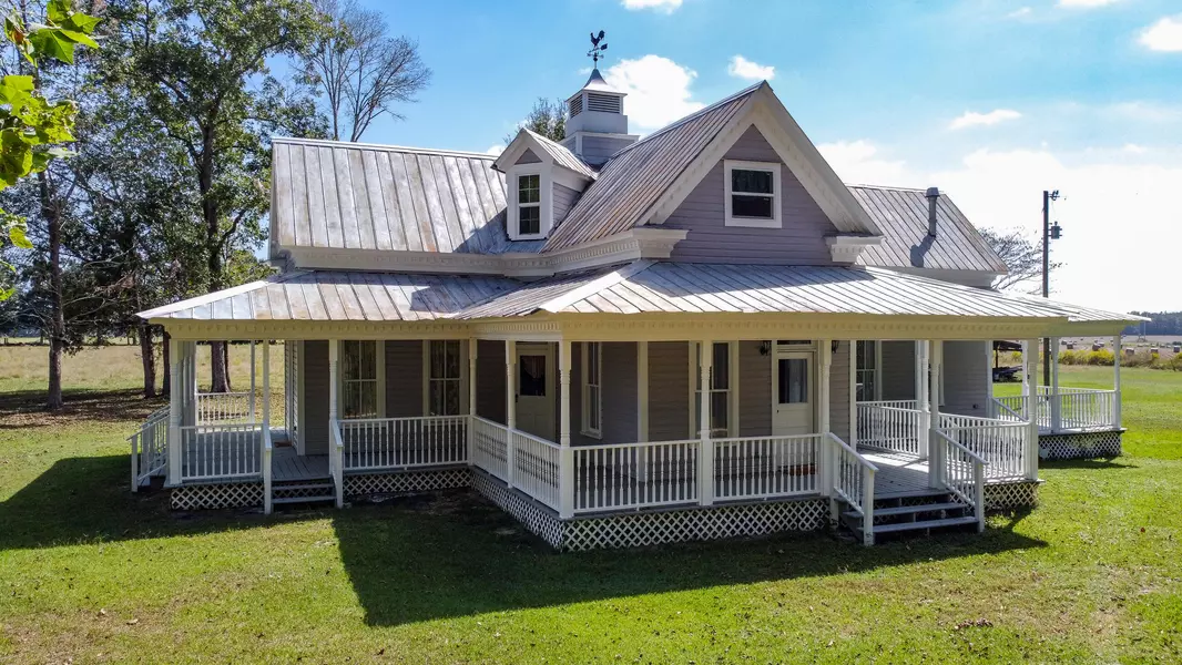 510 Railroad Avenue, Defuniak Springs, FL 32433